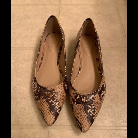 Ralph Lauren Brown Snake Print Flats - Picture 2 of 7